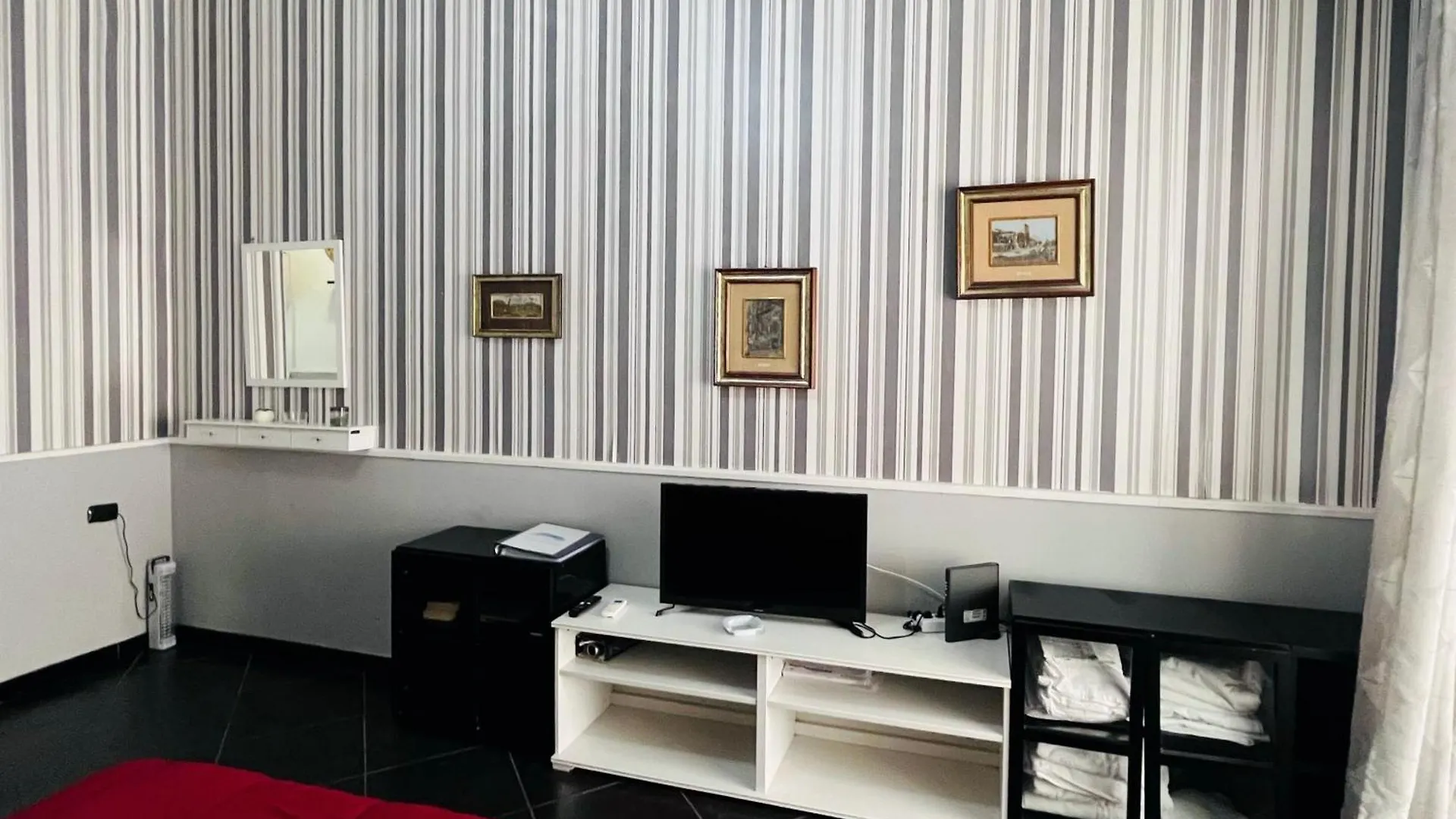 Apartment Tarsia Suite Naples